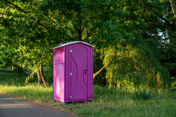 Portable Toilet Options We Offer in Kingsland, TX